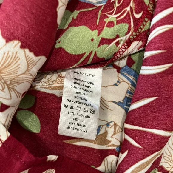 Milk & Honey Wine Floral Plunging Tie-Front Bell Sleeve Romper Size Small - Picture 8 of 16